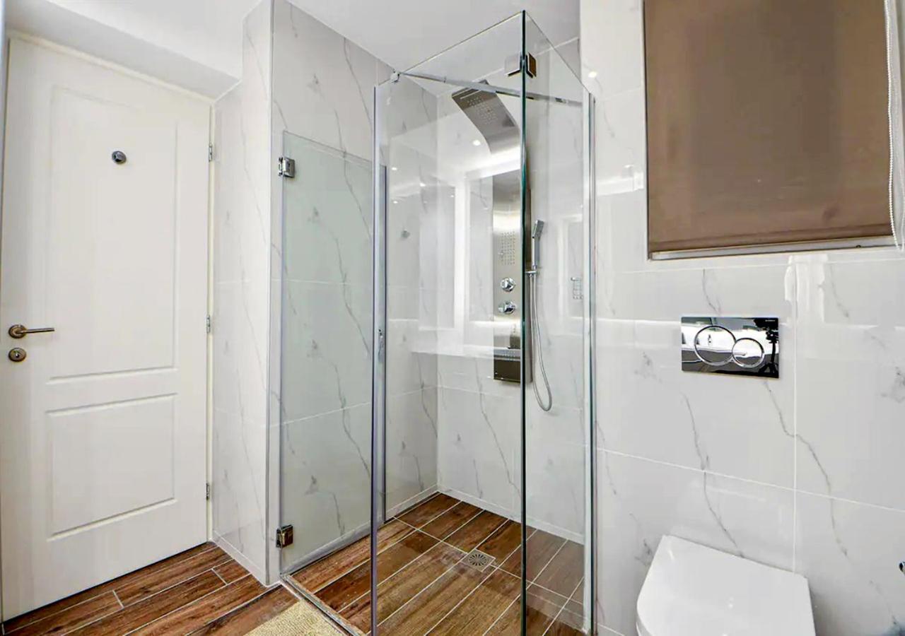 Boutique40 Luxury Apartment Athena Bagian luar foto